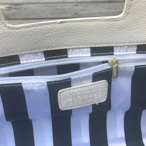 Charming Charlie Women Clutch Bag Purse White Read - Picture 10 of 13